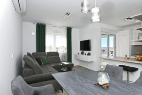Luxury Apartment White Crystal